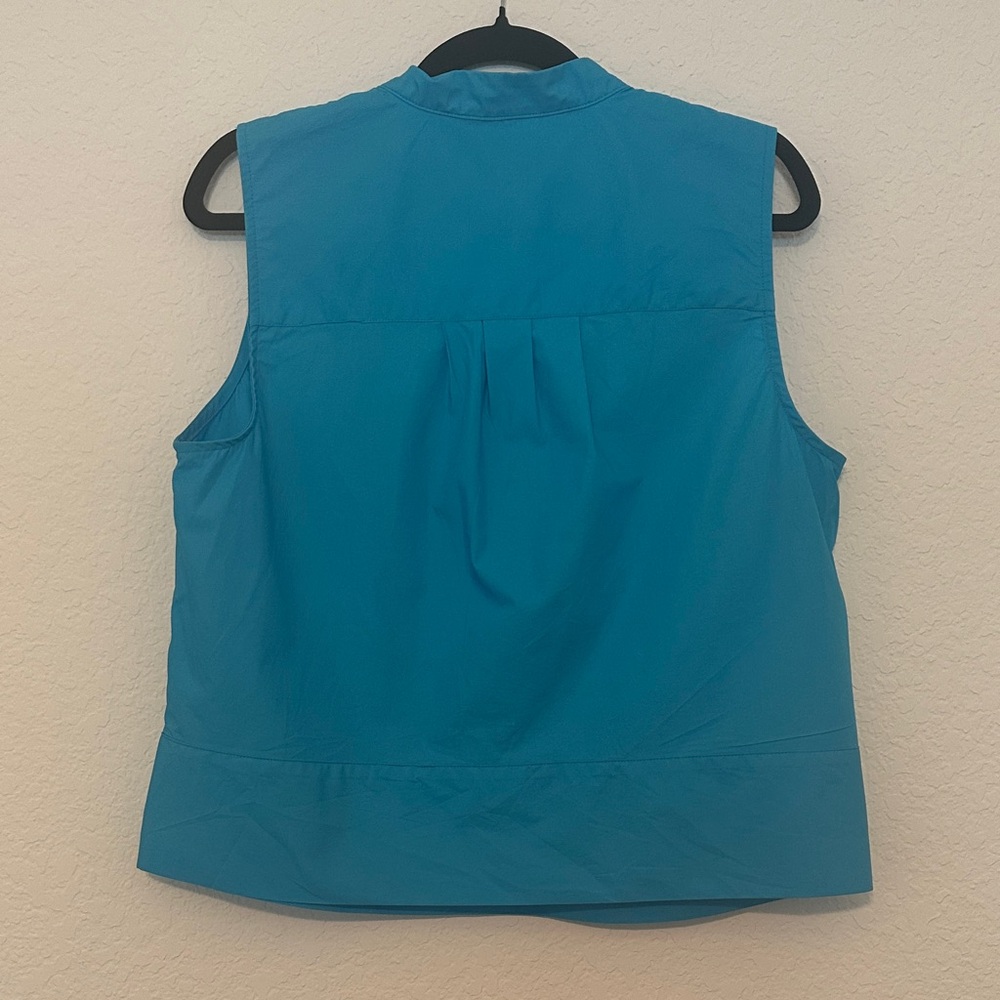 Banana Republic Sleeveless Split-Neck Top - Teal - Picture 2 of 4